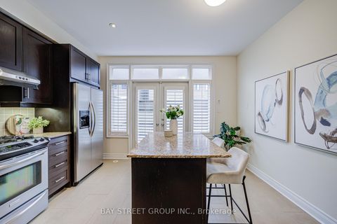 Photo 14 at 51 Lobo Mews, City Centre West, Toronto