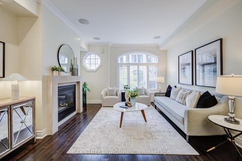 Photo 18 at 51 Lobo Mews, City Centre West, Toronto