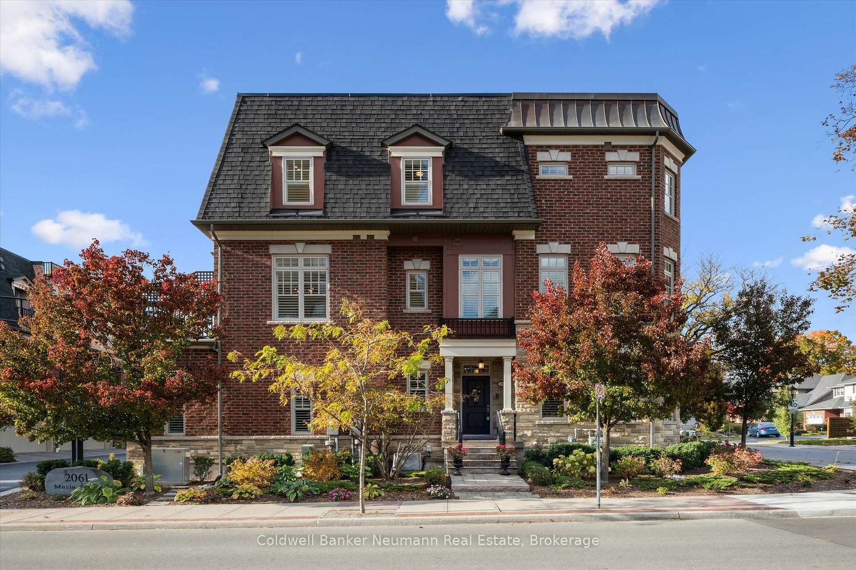 10 - 2061 Maria Street, Brant, Burlington 