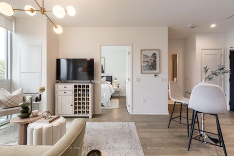 Photo 5 at 617 - 293 The Kingsway, Humber Valley, Toronto