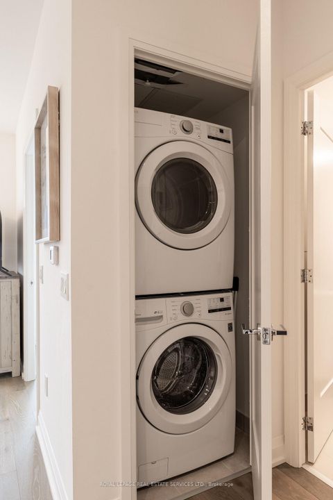 Photo 17 at 617 - 293 The Kingsway, Humber Valley, Toronto