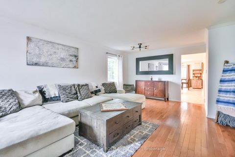 Photo 4 at 56 Monique Crescent, East Bayfield, Barrie