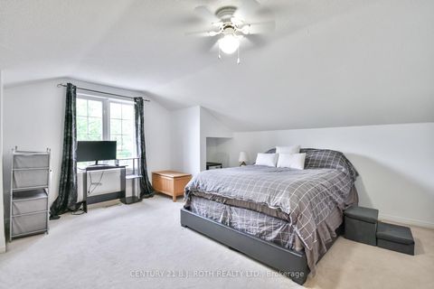 Photo 16 at 56 Monique Crescent, East Bayfield, Barrie