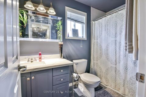 Photo 17 at 56 Monique Crescent, East Bayfield, Barrie