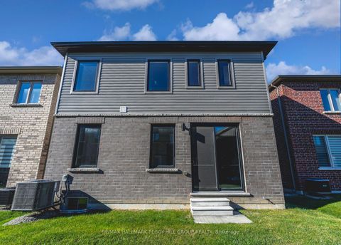 Photo 13 at 176 Durham Avenue, Rural Barrie Southeast, Barrie