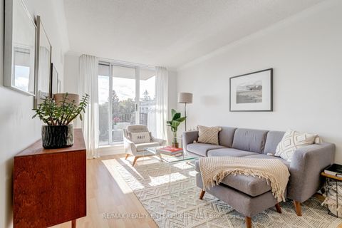 Photo 7 at 707 - 260 Merton Street, Mount Pleasant West, Toronto