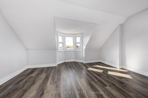 Photo 26 at 1113 Dufferin Street, Junction, Toronto