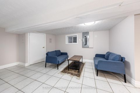 Photo 29 at 1113 Dufferin Street, Junction, Toronto