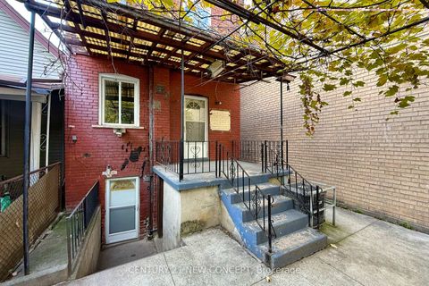 Photo 34 at 1113 Dufferin Street, Junction, Toronto