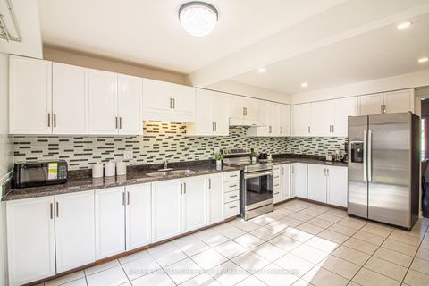 Photo 7 at 63 Holmbush Crescent, Steeles, Toronto