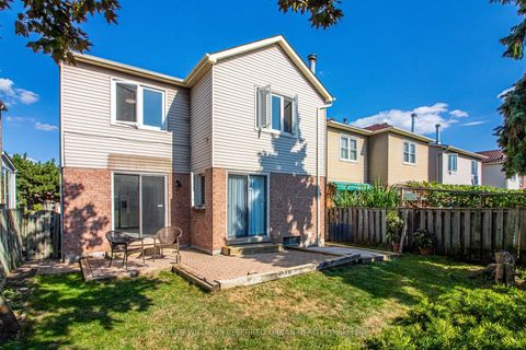 Photo 28 at 63 Holmbush Crescent, Steeles, Toronto