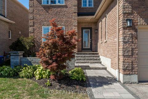 Photo 2 at 314 Country Lane, Painswick South, Barrie