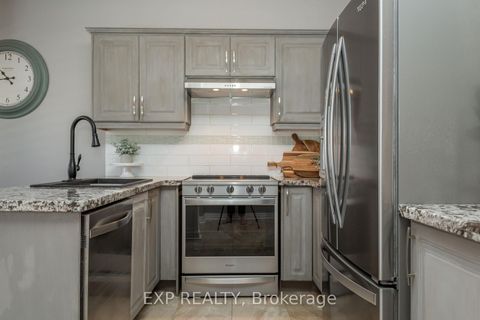 Photo 10 at 314 Country Lane, Painswick South, Barrie