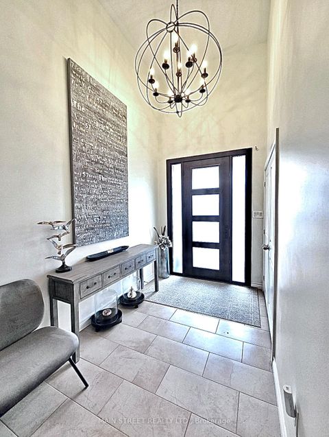 Photo 7 at 10 - 8900 Bathurst Street, Patterson, Vaughan