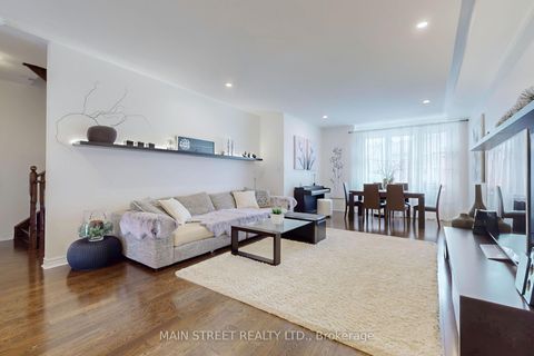 Photo 10 at 10 - 8900 Bathurst Street, Patterson, Vaughan
