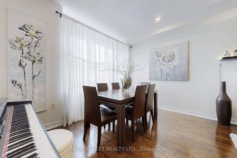 Photo 13 at 10 - 8900 Bathurst Street, Patterson, Vaughan