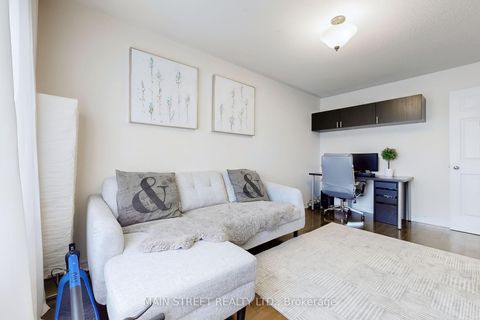 Photo 25 at 10 - 8900 Bathurst Street, Patterson, Vaughan