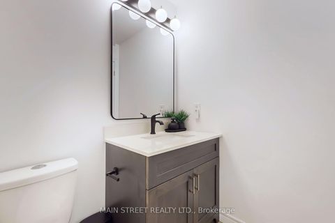 Photo 28 at 10 - 8900 Bathurst Street, Patterson, Vaughan