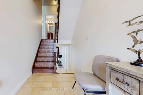 Photo 29 at 10 - 8900 Bathurst Street, Patterson, Vaughan