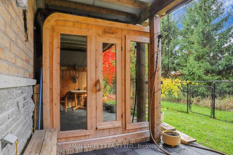 Photo 42 at 10 - 8900 Bathurst Street, Patterson, Vaughan