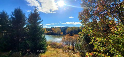 Photo 49 at 10 - 8900 Bathurst Street, Patterson, Vaughan