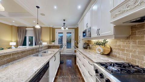 Photo 7 at 204 Maple Leaf Drive, Rustic, Toronto