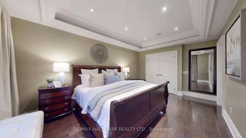 Photo 19 at 204 Maple Leaf Drive, Rustic, Toronto