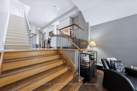 Photo 7 at 169 King Edward Avenue, Lumsden, Toronto