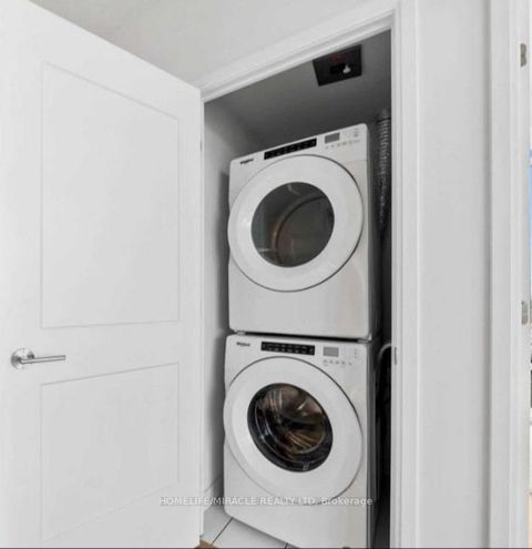 Photo 8 at 2004 - 7895 Jane Street, Concord, Vaughan