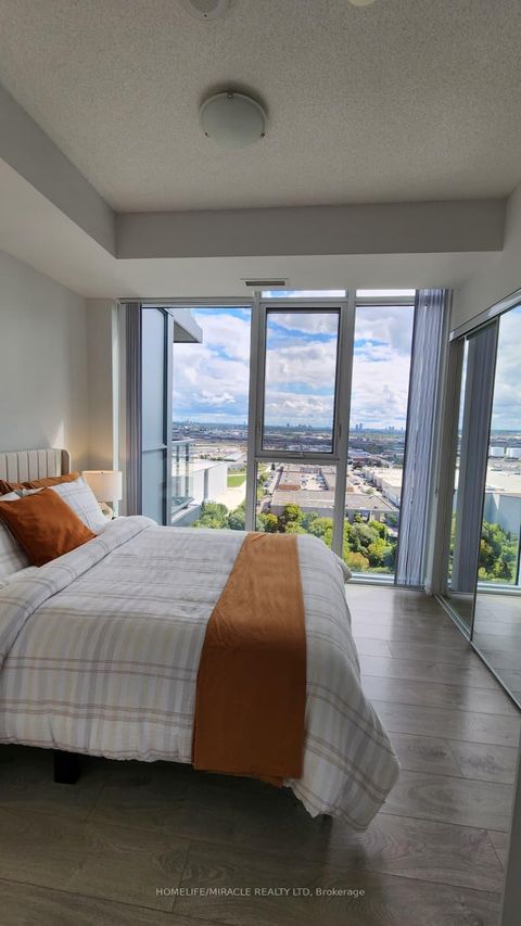 Photo 10 at 2004 - 7895 Jane Street, Concord, Vaughan