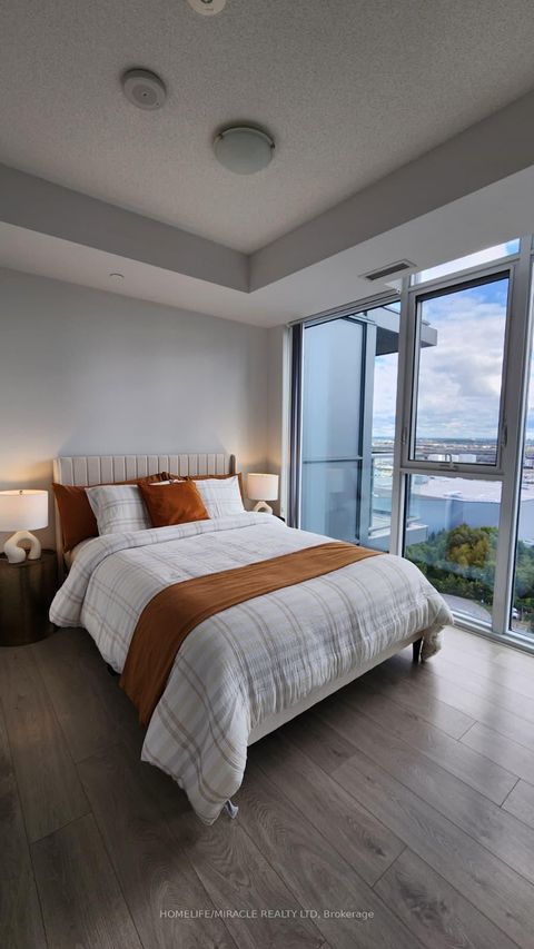 Photo 11 at 2004 - 7895 Jane Street, Concord, Vaughan