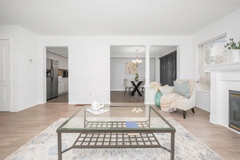 Photo 8 at 248 Hawkview Boulevard, Vellore Village, Vaughan