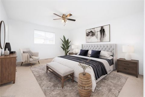 Photo 14 at 248 Hawkview Boulevard, Vellore Village, Vaughan