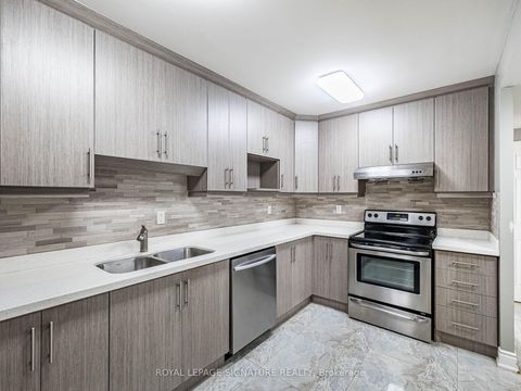Photo 15 at 113 - 370 Dixon Road, The Westway, Toronto
