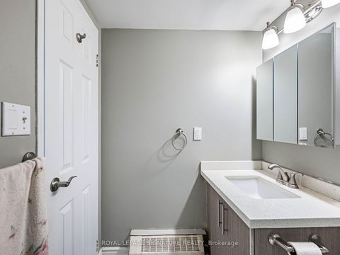 Photo 31 at 113 - 370 Dixon Road, The Westway, Toronto