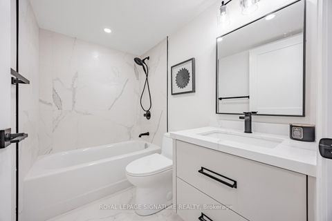 Photo 19 at 404 - 889 Bay Street, Bay Street Corridor, Toronto