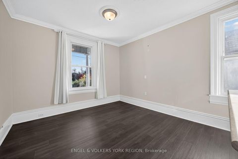 Photo 8 at 52 Parkside Drive, Queen's Park, Barrie