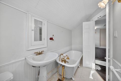 Photo 27 at 52 Parkside Drive, Queen's Park, Barrie