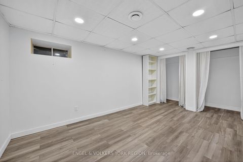 Photo 28 at 52 Parkside Drive, Queen's Park, Barrie