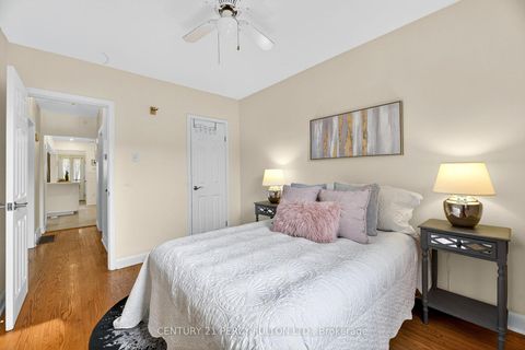 Photo 11 at 98 Granger Avenue, Kennedy Park, Toronto