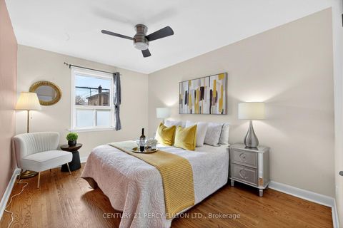 Photo 12 at 98 Granger Avenue, Kennedy Park, Toronto