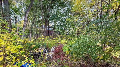 Photo 10 at 143 Kalmar Avenue, Cliffside, Toronto