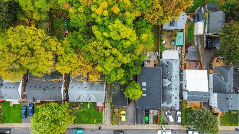 Photo 33 at 143 Kalmar Avenue, Cliffside, Toronto