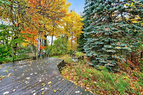 Photo 25 at 10 Colonial Avenue, Cliffcrest, Toronto