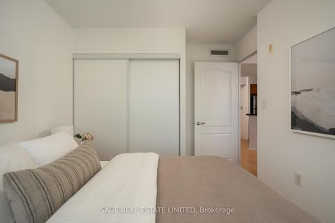 Photo 15 at 606 - 3830 Bathurst Street, Clanton Park, Toronto