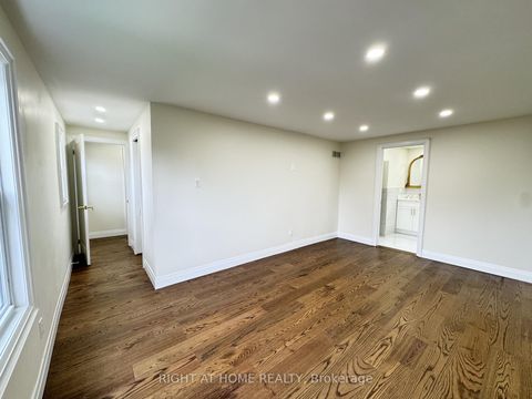 Photo 9 at 247 Hickling Trail, Grove East, Barrie