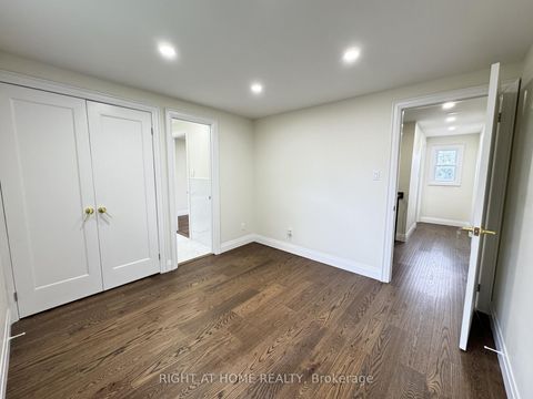 Photo 10 at 247 Hickling Trail, Grove East, Barrie