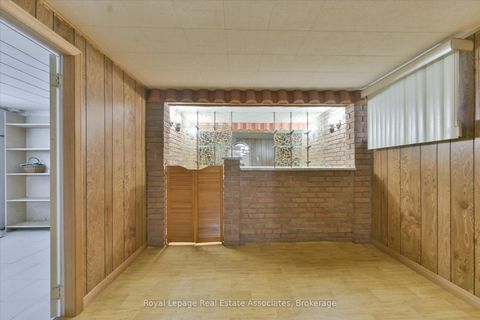 Photo 33 at 135 Jay Street, Maple Leaf, Toronto