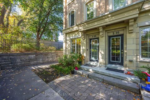 Photo 1 at 1 - 10 Hargrave Lane S, York Mills, Toronto