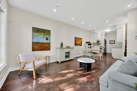 Photo 5 at 1 - 10 Hargrave Lane S, York Mills, Toronto